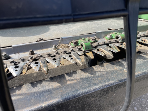 2010 John Deere 635F Header Combine