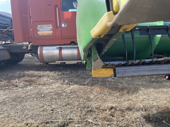 2010 John Deere 635F Header Combine