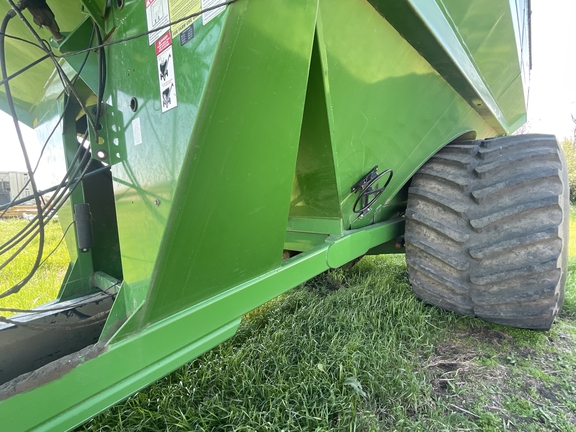 2018 J&M 1401-22 Grain Cart