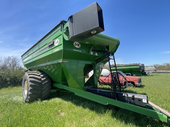 2018 J&M 1401-22 Grain Cart