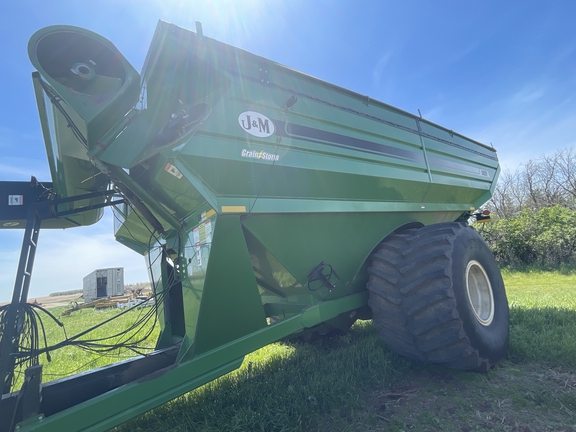 2018 J&M 1401-22 Grain Cart