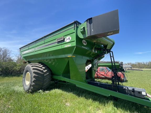 2018 J&M 1401-22 Grain Cart