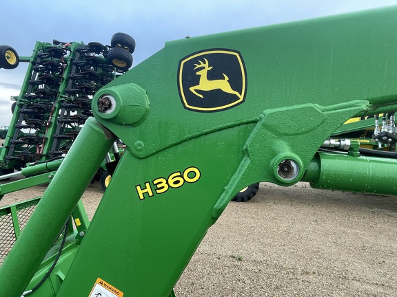 2016 John Deere H360 Loader