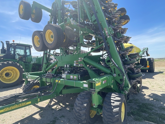 2013 John Deere 1890 Air Seeder