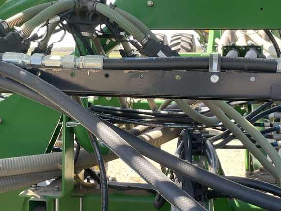 2013 John Deere 1890 Air Seeder