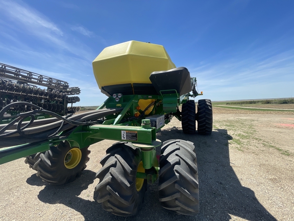 2013 John Deere 1890 Air Seeder