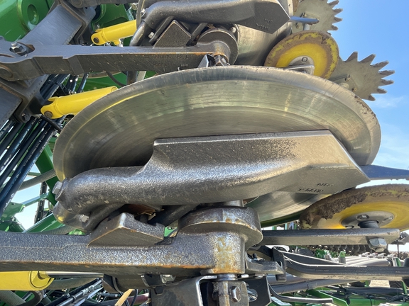 2013 John Deere 1890 Air Seeder