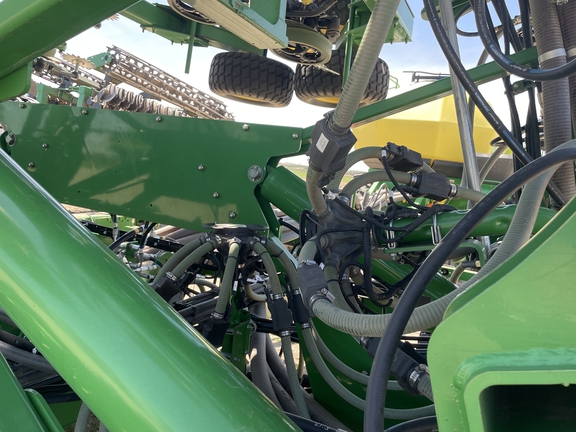 2013 John Deere 1890 Air Seeder