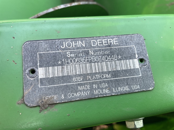 2011 John Deere 635F Header Combine