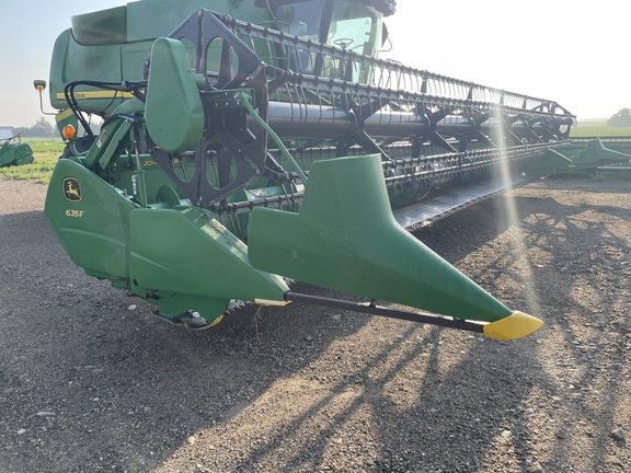 2011 John Deere 635F Header Combine