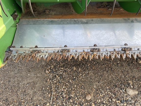 2011 John Deere 635F Header Combine