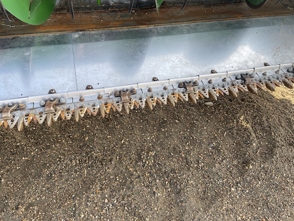 2011 John Deere 635F Header Combine