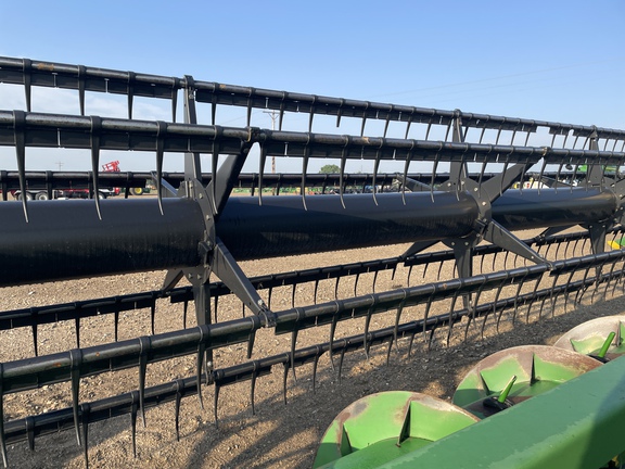 2011 John Deere 635F Header Combine