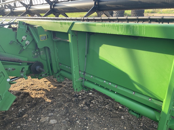 2011 John Deere 635F Header Combine