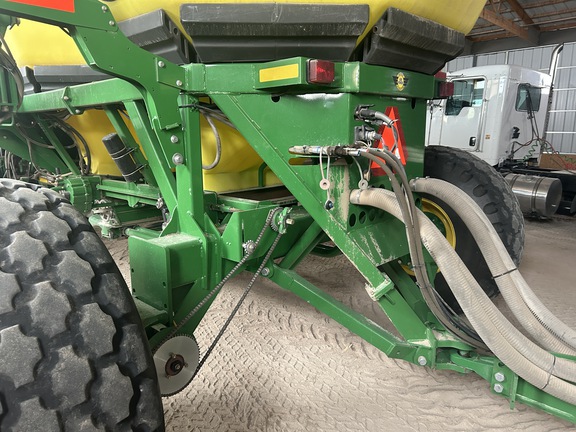 2012 John Deere 1890 Air Seeder
