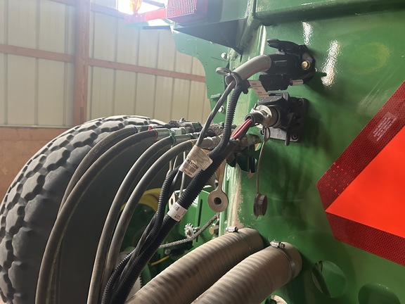 2012 John Deere 1890 Air Seeder
