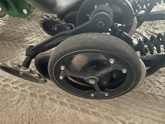 2012 John Deere 1890 Air Seeder