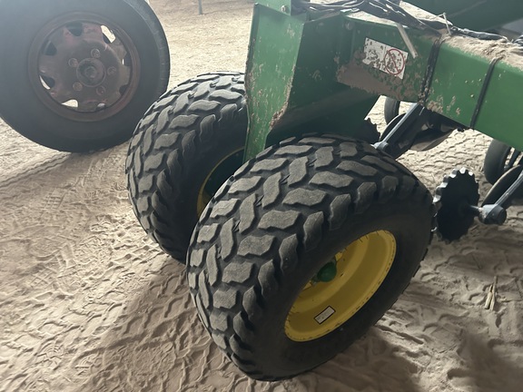 2012 John Deere 1890 Air Seeder