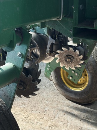 2019 John Deere 1775NT Planter