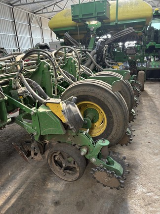 2019 John Deere 1775NT Planter