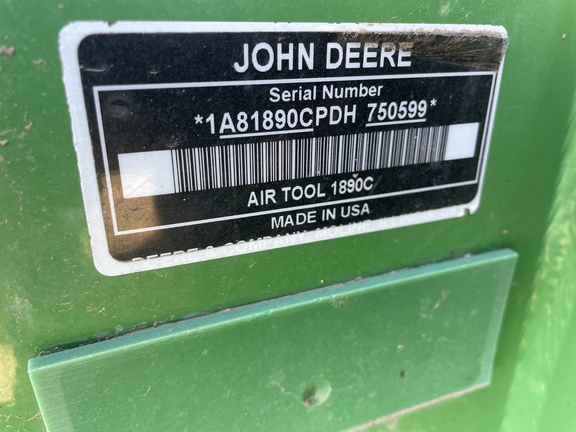 2013 John Deere 1890 Air Seeder
