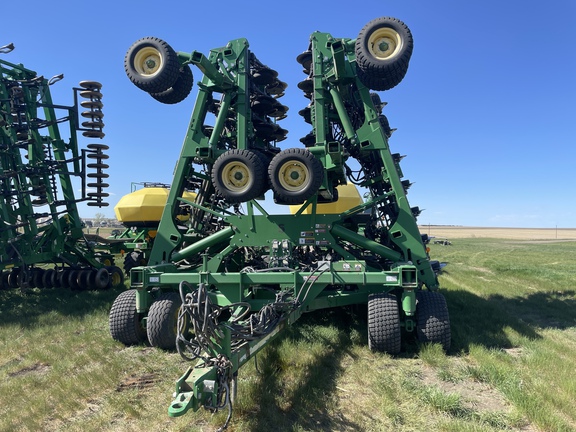 2013 John Deere 1890 Air Seeder