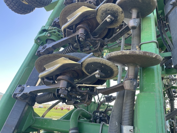 2013 John Deere 1890 Air Seeder