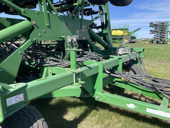 2013 John Deere 1890 Air Seeder