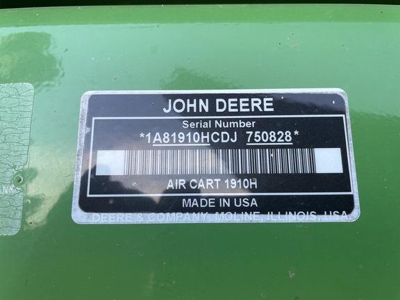 2013 John Deere 1890 Air Seeder