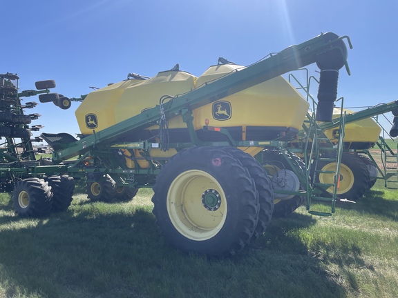 2013 John Deere 1890 Air Seeder