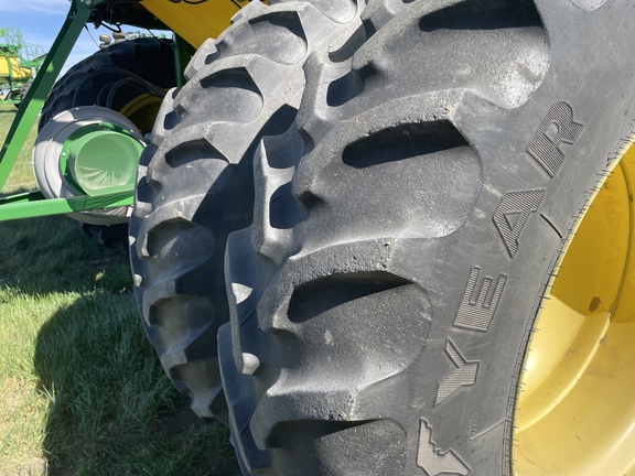 2013 John Deere 1890 Air Seeder
