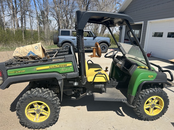 2011 John Deere XUV 825I GREEN ATV