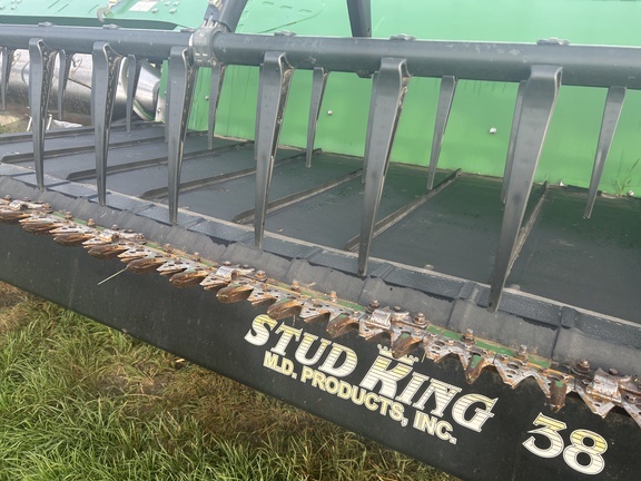 2018 John Deere 635FD Header Combine