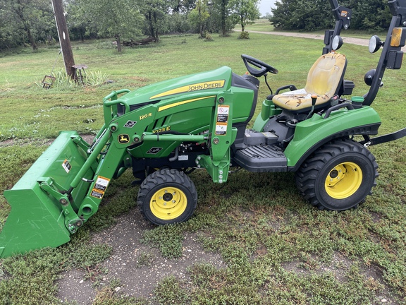 2019 John Deere 1023E Tractor Compact