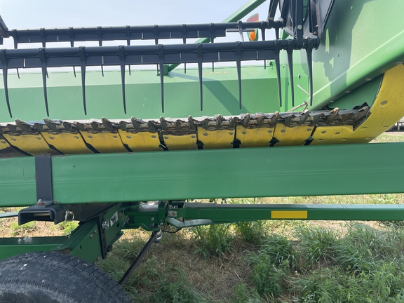 2013 John Deere 640FD Header Combine