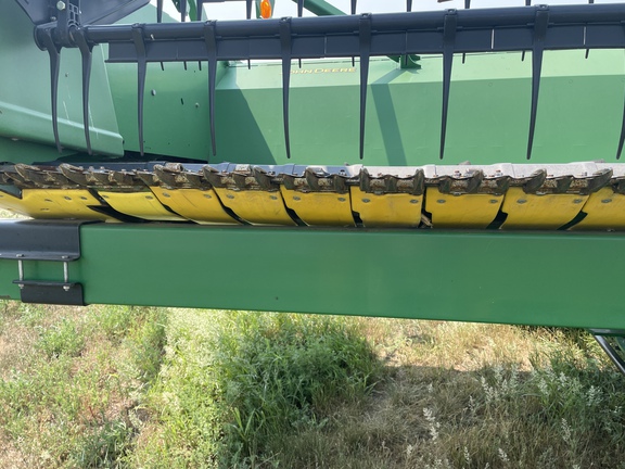 2013 John Deere 640FD Header Combine
