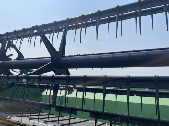 2013 John Deere 640FD Header Combine