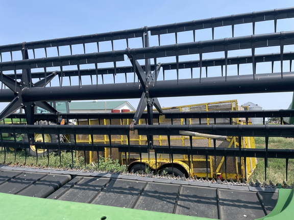 2013 John Deere 640FD Header Combine