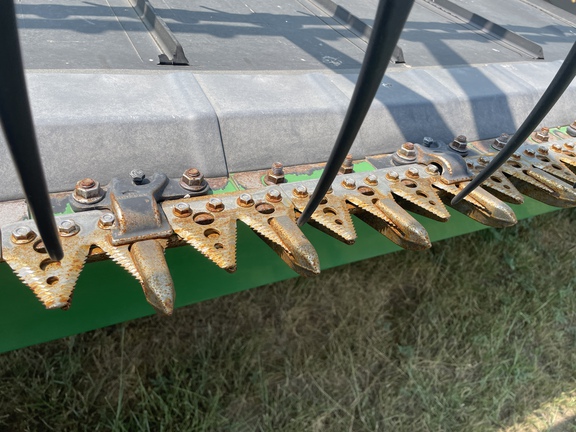 2013 John Deere 640FD Header Combine