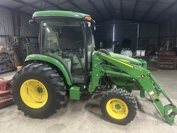 2021 John Deere 4052R Tractor Compact