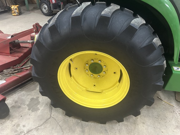 2021 John Deere 4052R Tractor Compact