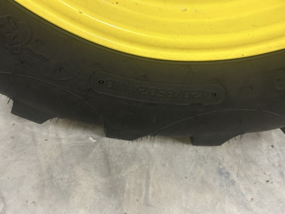 2021 John Deere 4052R Tractor Compact