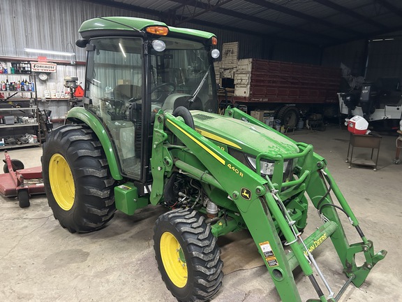 2021 John Deere 4052R Tractor Compact