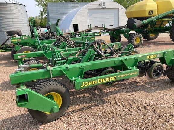 2021 John Deere 1890 Air Seeder