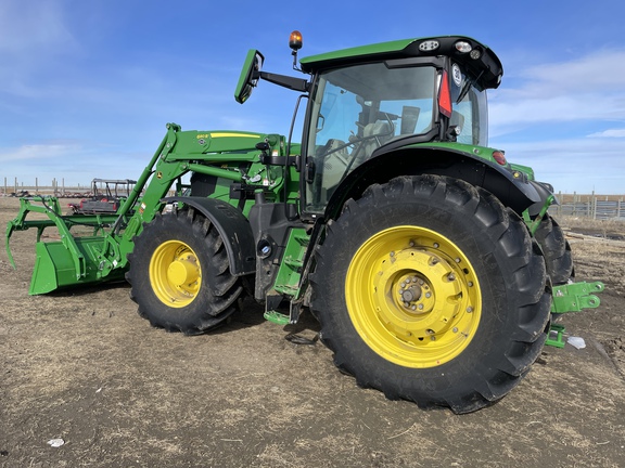 2023 John Deere 6R 215 Tractor