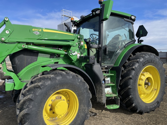 2023 John Deere 6R 215 Tractor