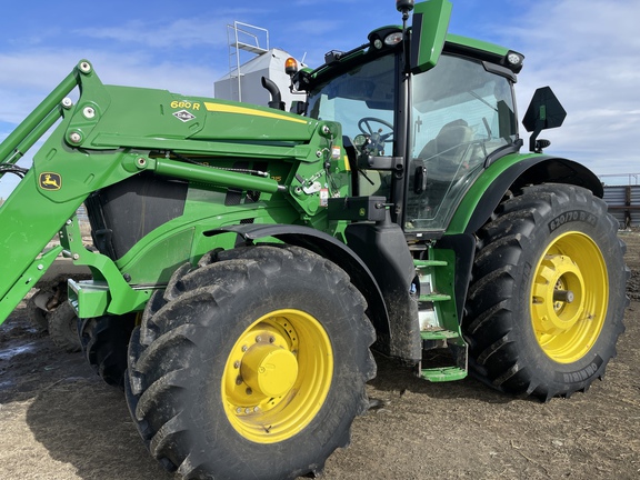 2022 John Deere 680R Loader