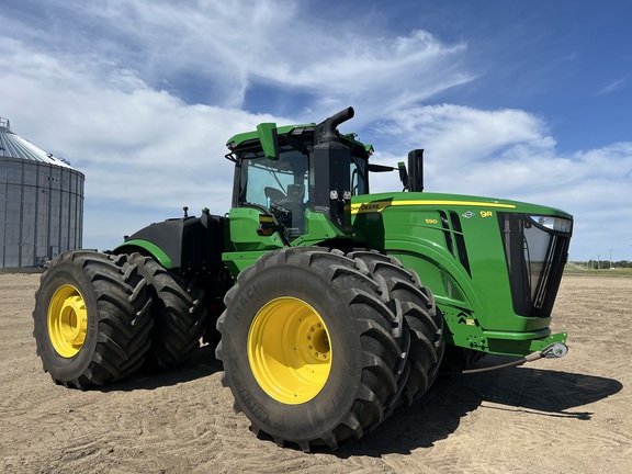 2023 John Deere 9R 590 Tractor 4WD