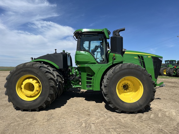 2023 John Deere 9R 590 Tractor 4WD