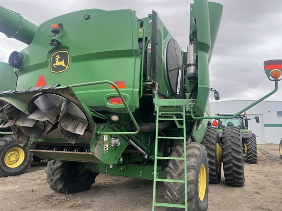 2019 John Deere S780 Combine